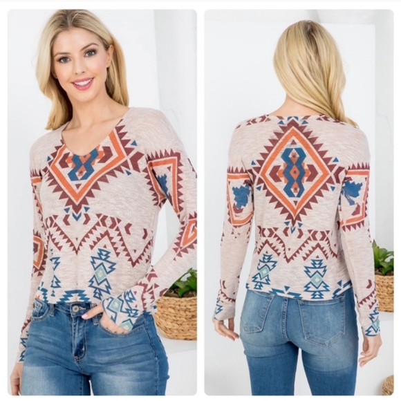 Tops - Aztec Print Long Sleeved Top 💖2 left!